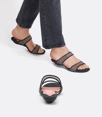 Mia Mules en Malla de Cristal Negro