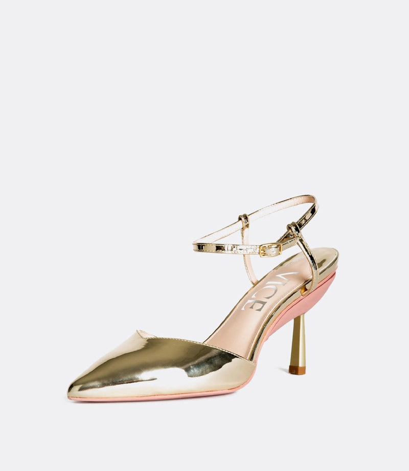 Publicist Pumps en Dorado
