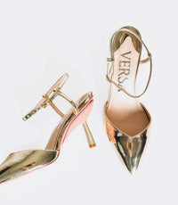 Publicist Pumps en Dorado
